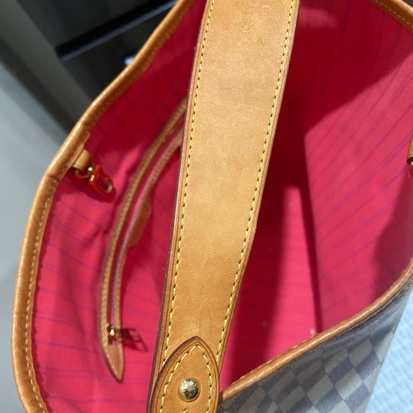 Louis Vuitton Delightful Damier NM PM Handbag - Picture 5 of 5